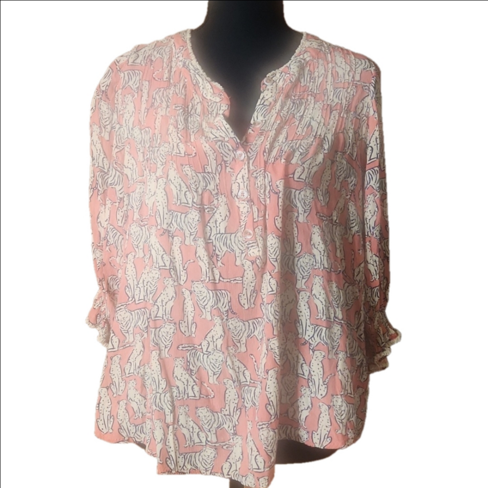 Democracy Women's Pink Animal Print Top, Size 1x